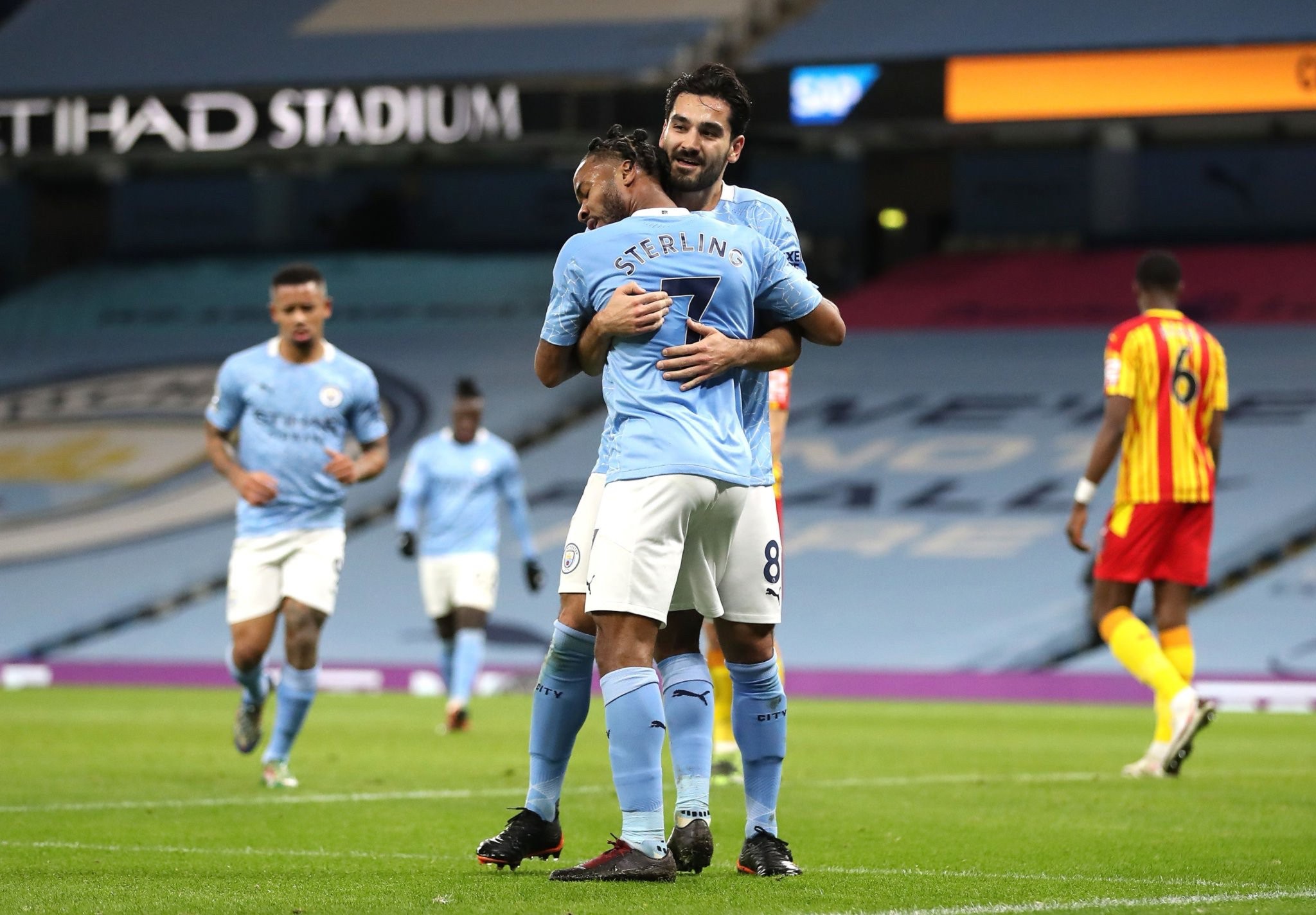 他展现出的 他展现出的