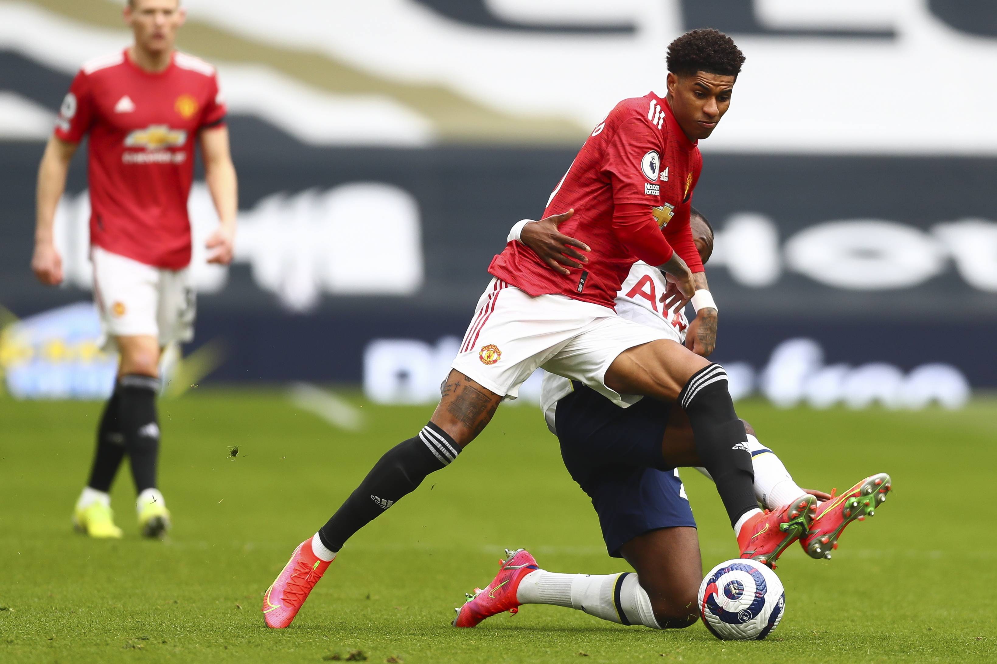 级男单决赛 级男单决赛